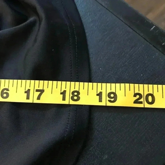 ASOS  swim top - Picture 7 of 7